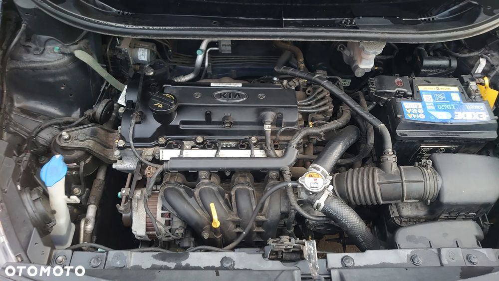 Kia Rio 1.2 Attract - 21