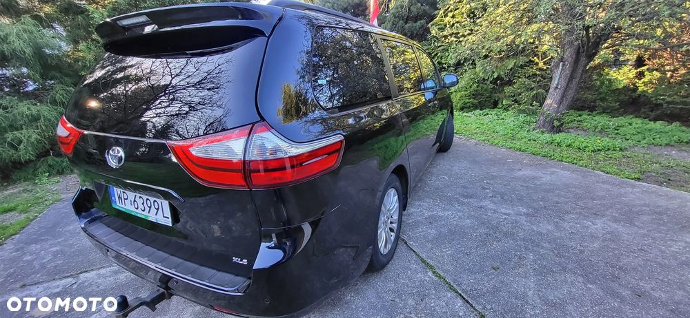 Toyota Sienna 3.5 V6 - 5