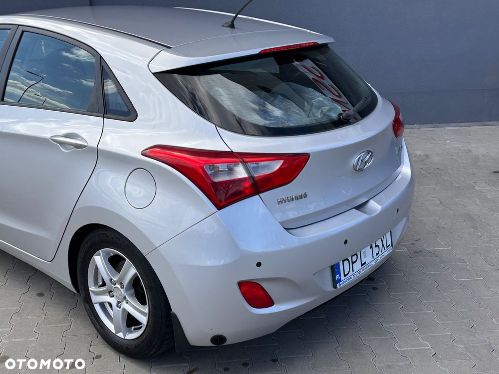 Hyundai i30 1.4 Comfort - 14