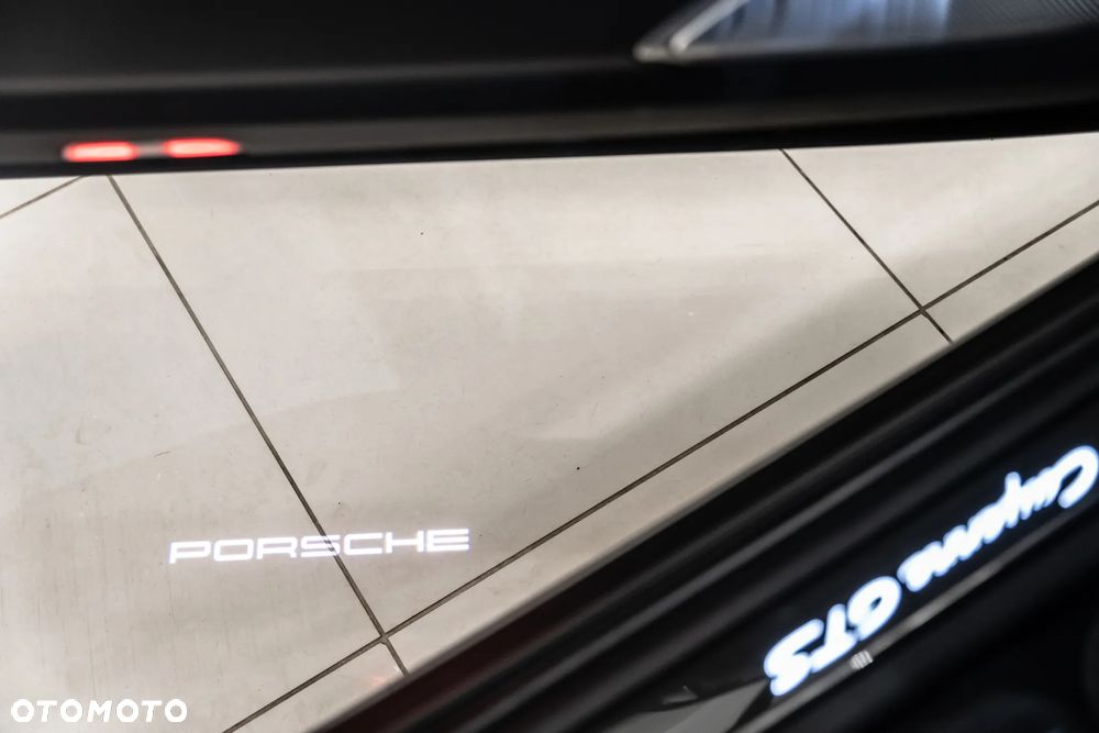Porsche Cayenne - 23