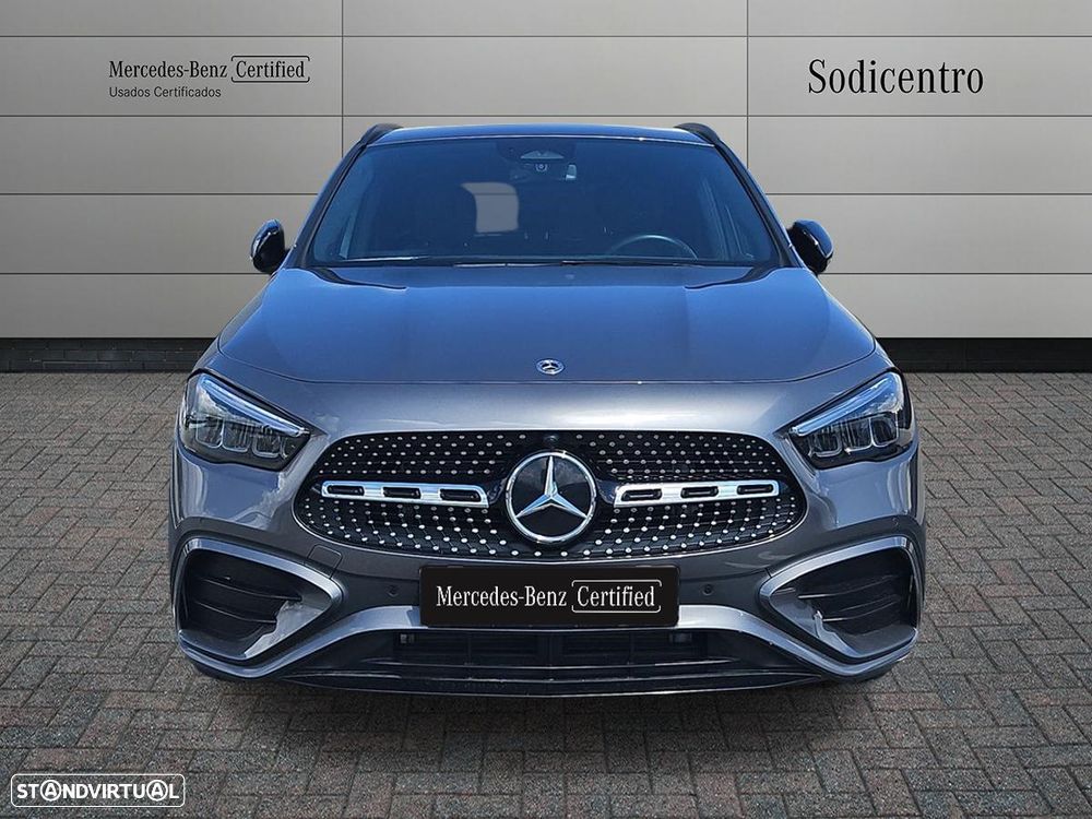 Mercedes-Benz GLA 180 d AMG Line - 3