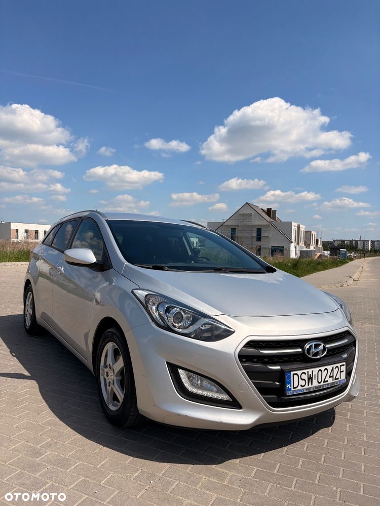 Hyundai i30 1.4 CRDi Classic + - 9