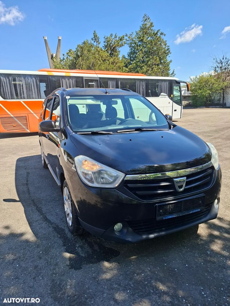 Dacia Lodgy 1.5 dCi 109 CP Laureate - 1