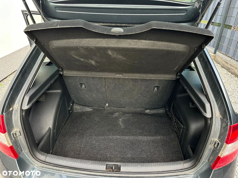 Skoda RAPID 1.4 TDI DPF Ambition - 27