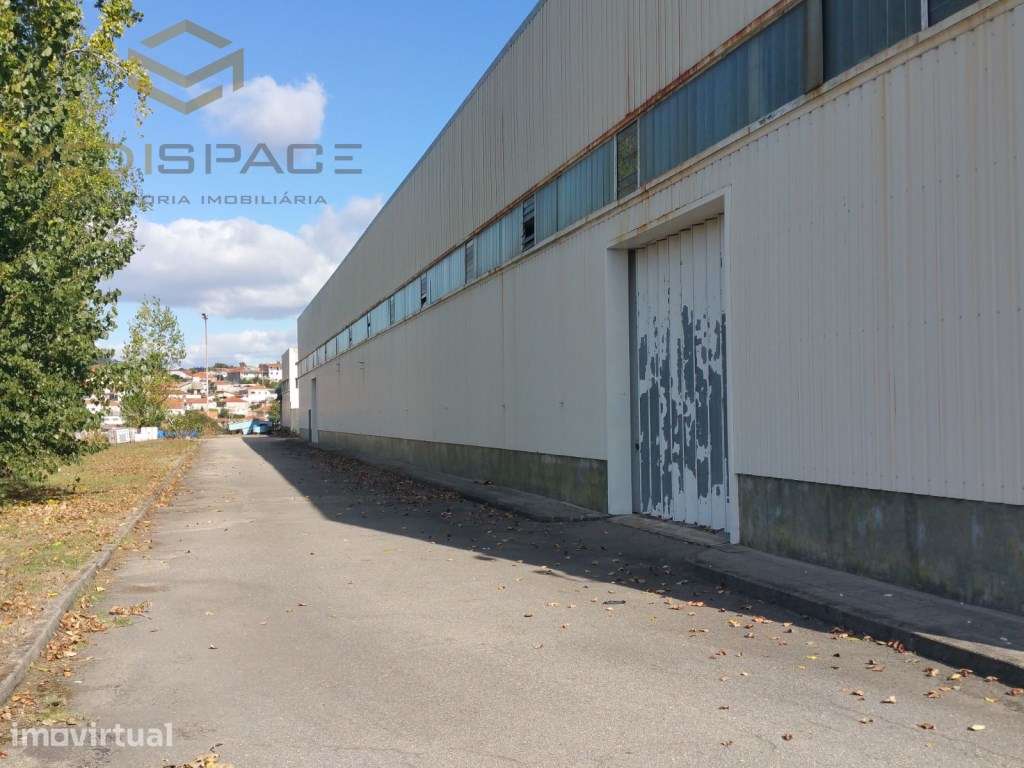 Instalações Industriais Vila das Aves , Santo Tirso - Grande imagem: 3/19