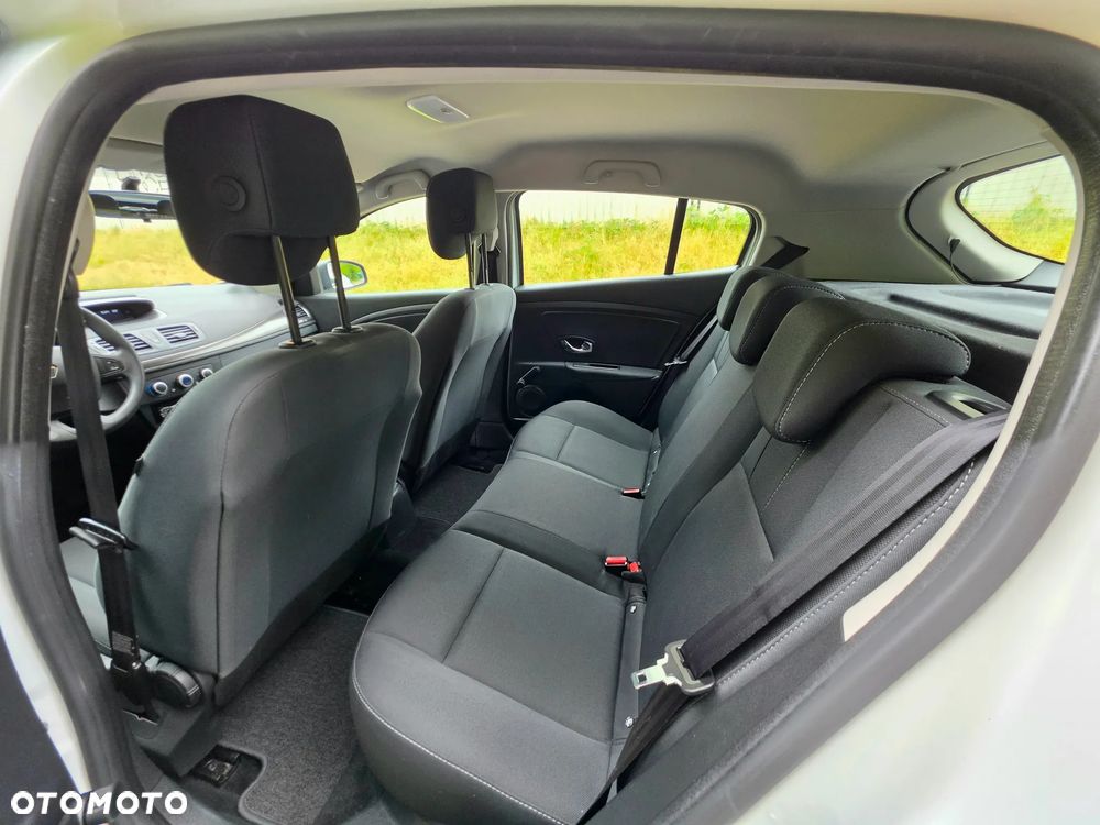 Renault Megane 1.6 16V 110 Authentique - 11