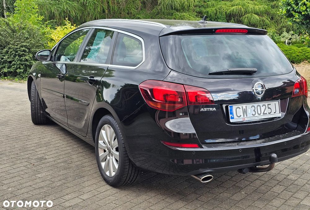 Opel Astra 1.6 Turbo Sport - 3