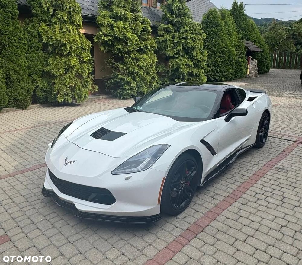 Chevrolet Corvette - 35