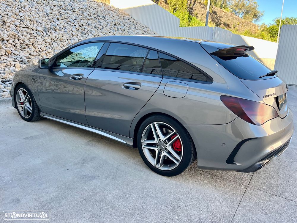 Mercedes-Benz CLA 45 AMG 4Matic 7G-DCT Orange Art Edition - 26