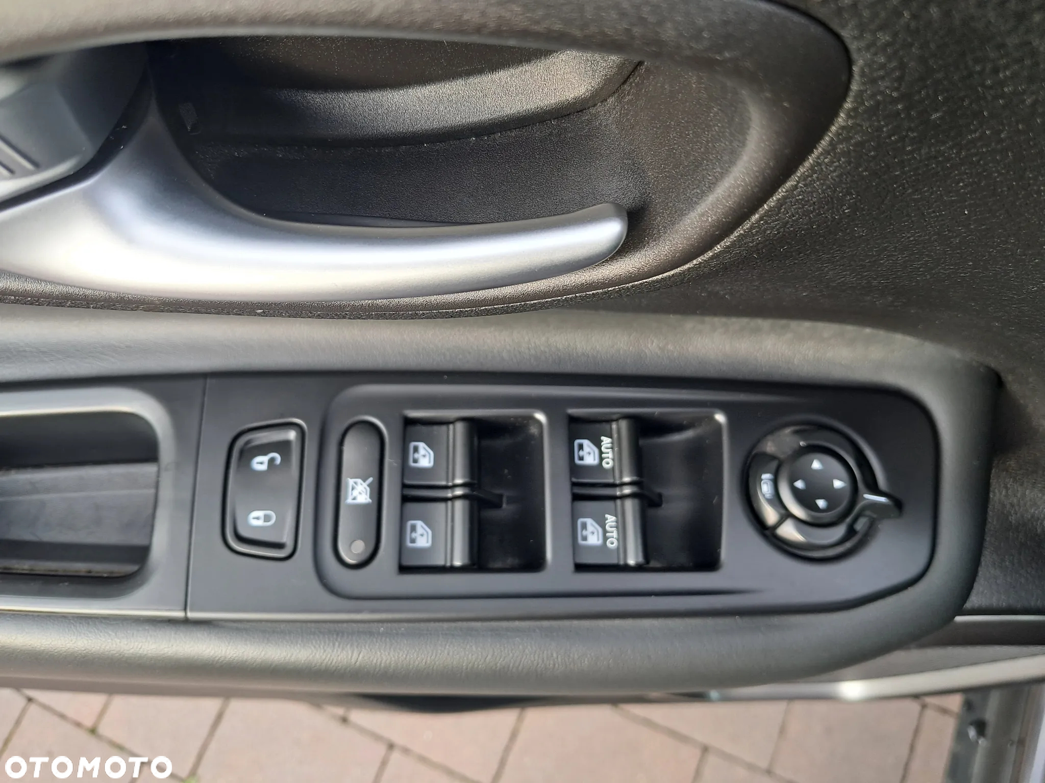 Jeep Renegade 1.4 MultiAir Limited FWD S&S - 19