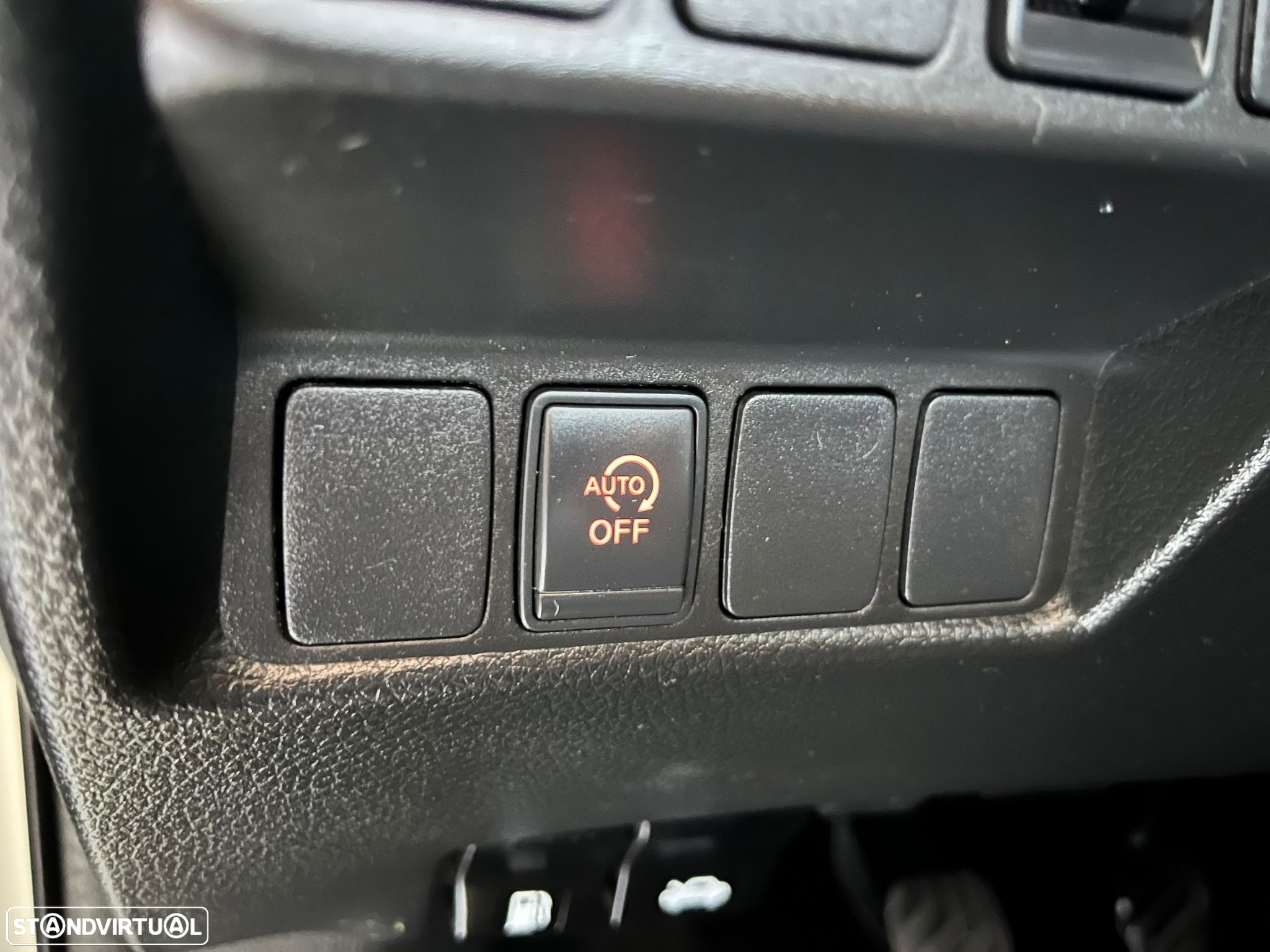 Nissan Qashqai 1.5 dCi N-Connecta - 27