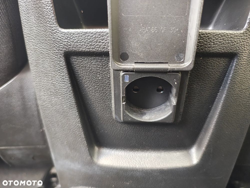 Opel Insignia - 35