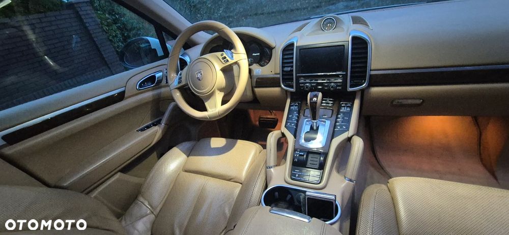 Porsche Cayenne Diesel - 10