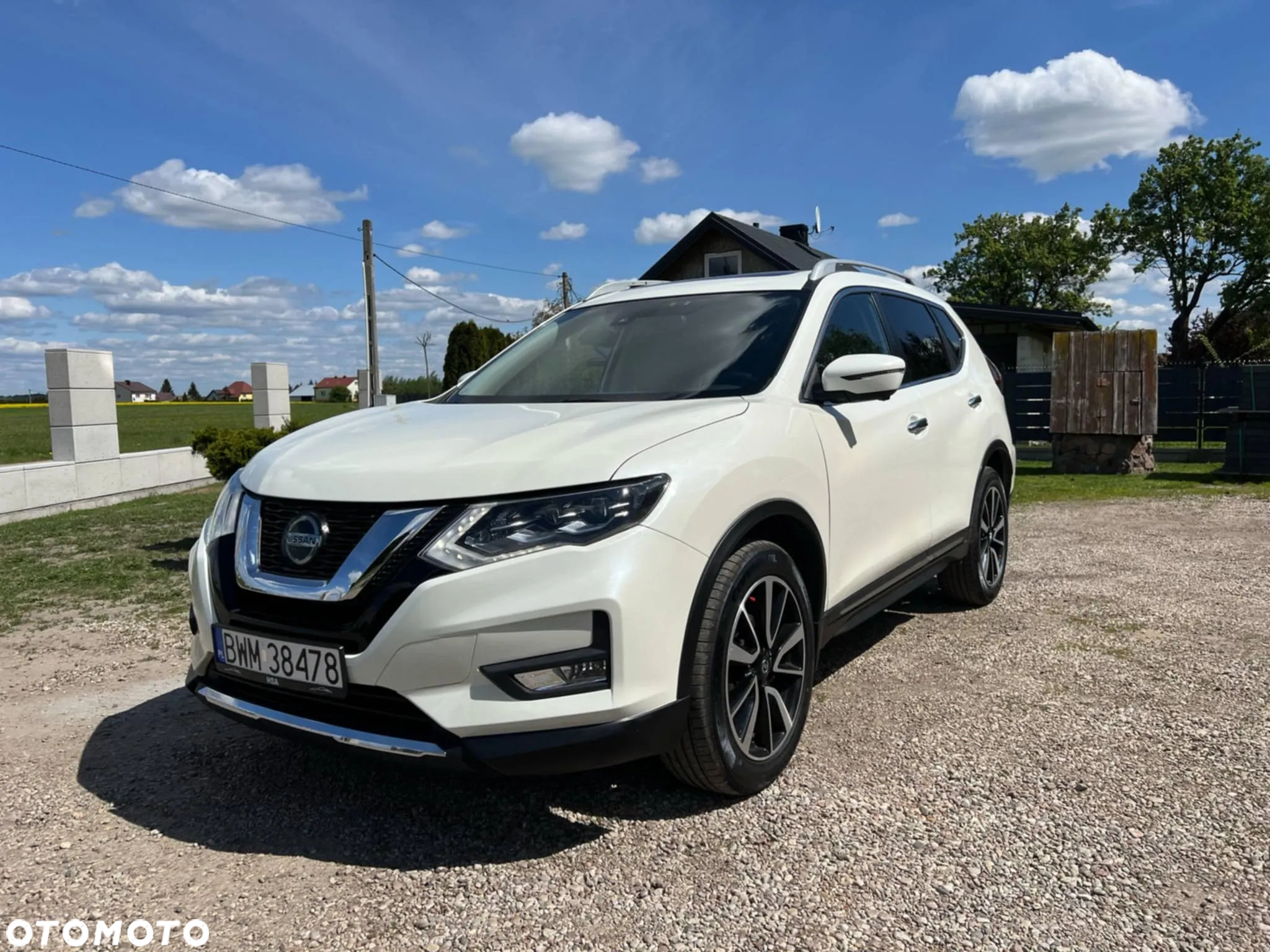 Nissan Rogue - 17