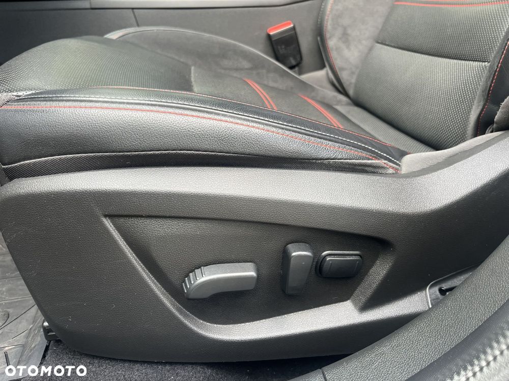 Renault Arkana 1.3 TCe mHEV R.S Line EDC - 23