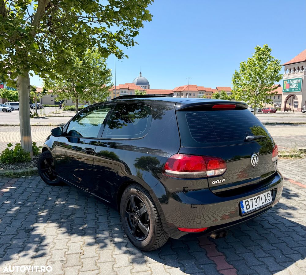 Volkswagen Golf 1.4 TSI Highline - 23