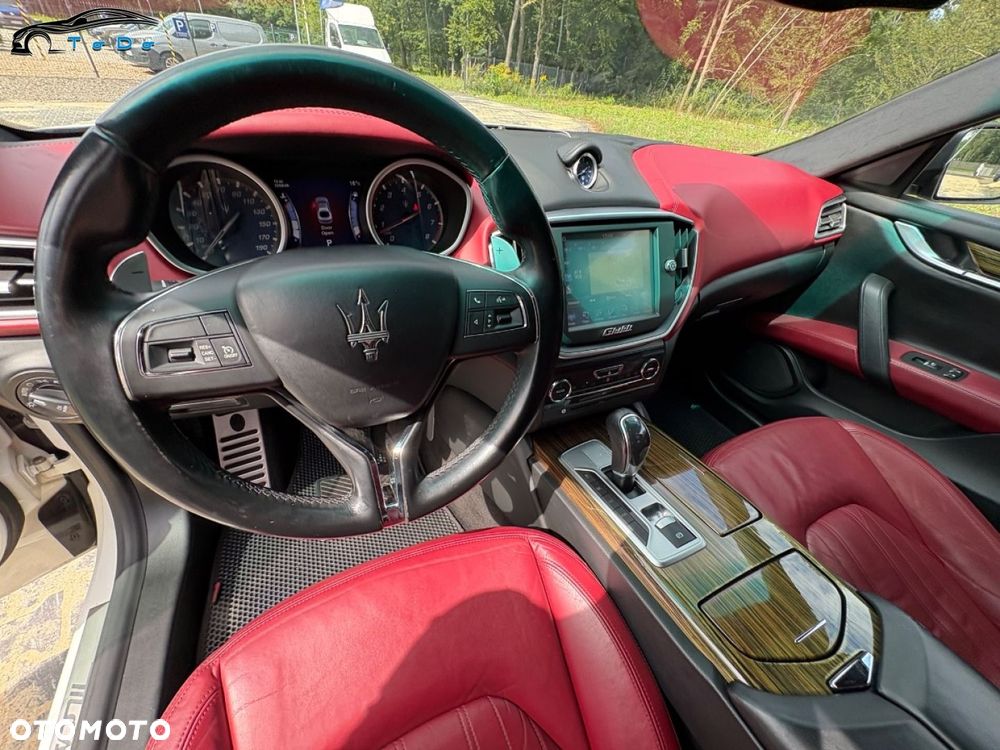Maserati Ghibli Granlusso - 22