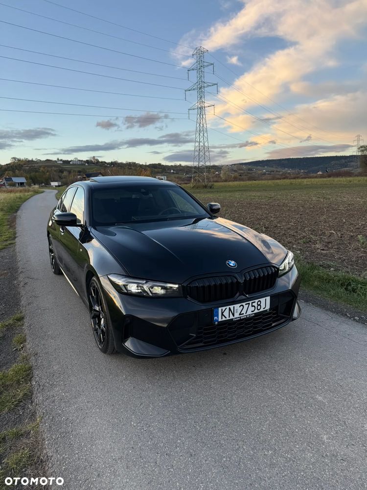 BMW Seria 3 330i xDrive M Sport - 24