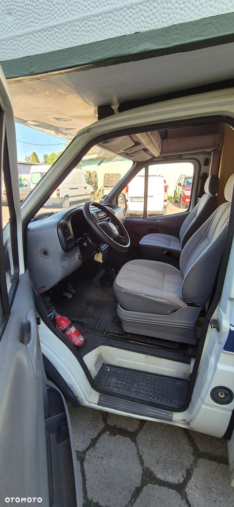 Ford Transit - 23