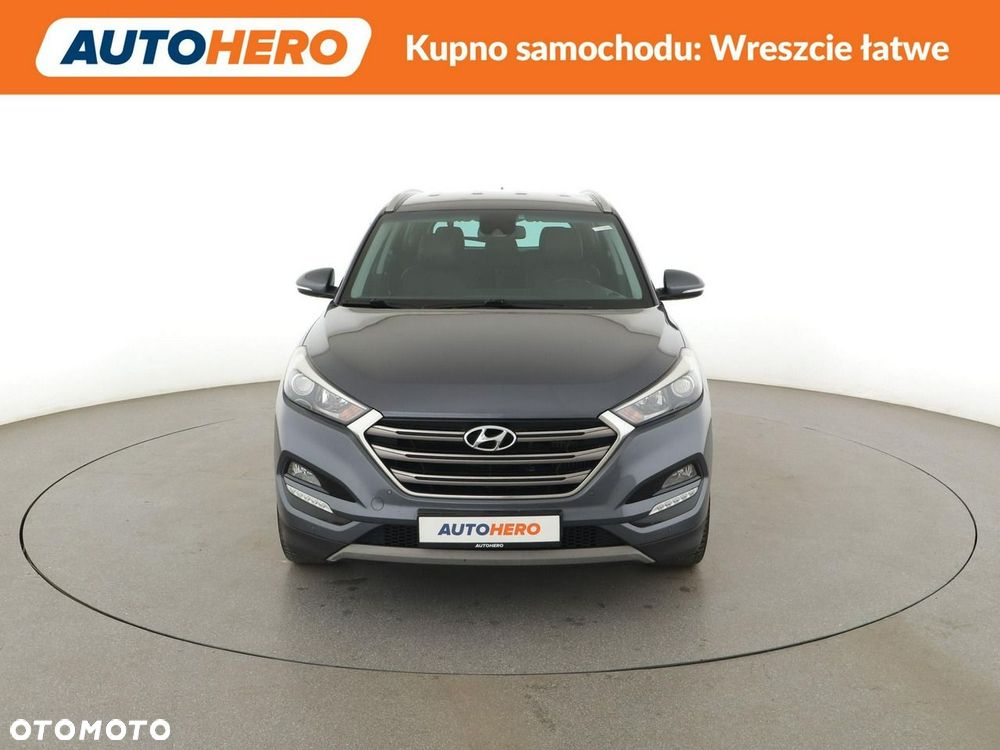 Hyundai Tucson 1.7 CRDI BlueDrive Comfort 2WD - 12