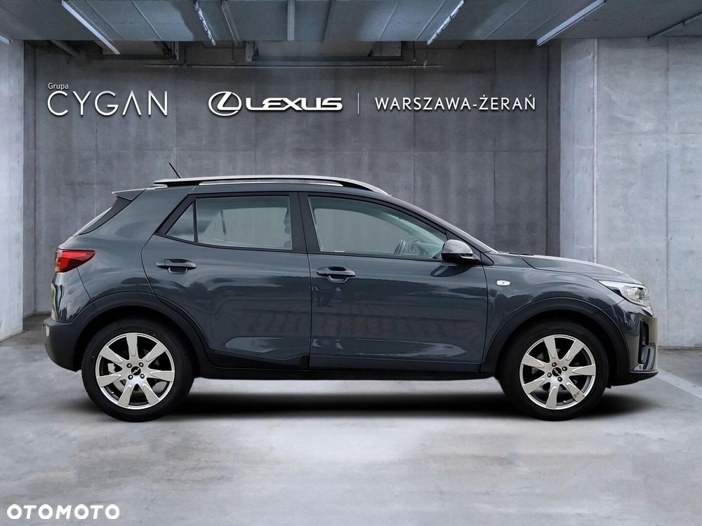 Kia Stonic 1.2 L - 8
