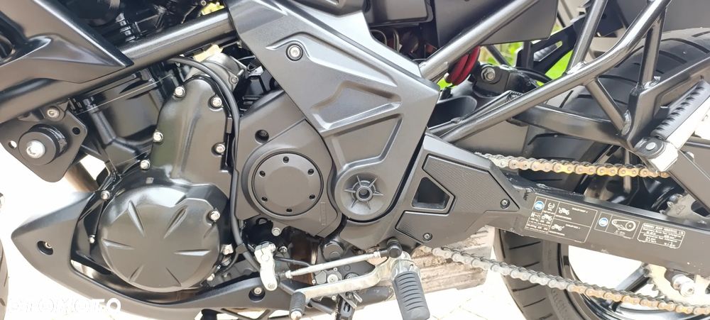 Kawasaki Versys 650 - 36