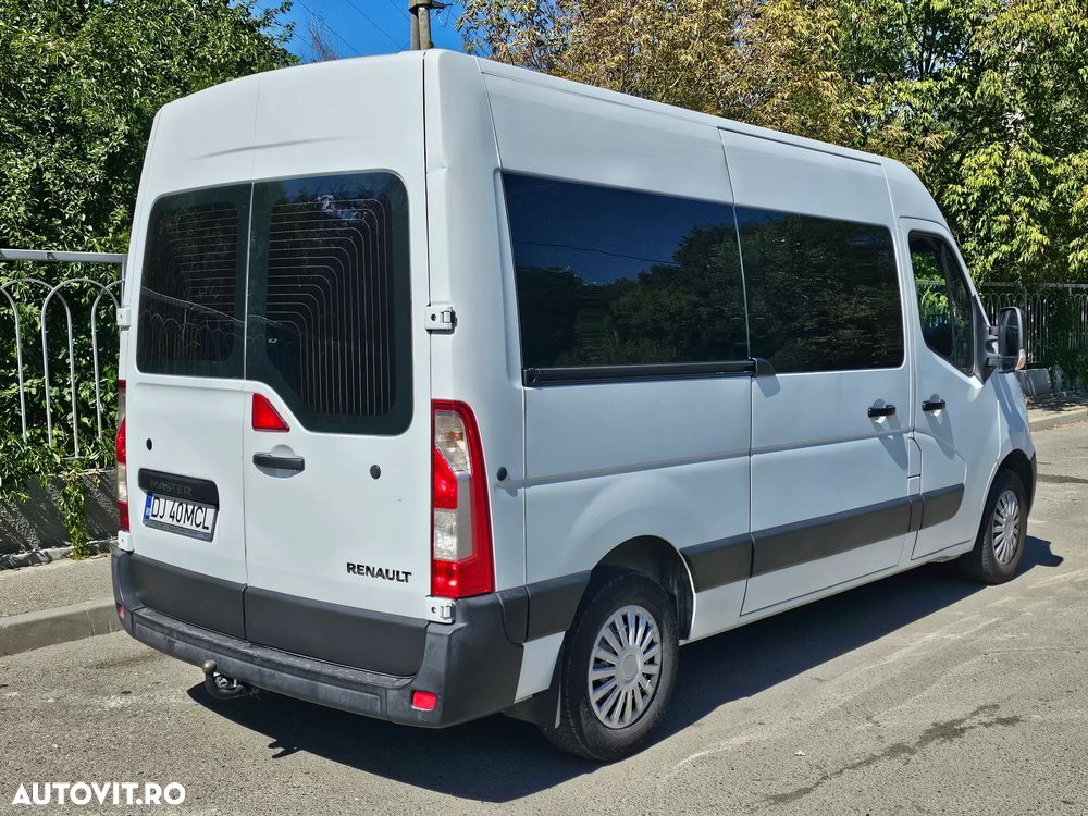 Renault Master 2.3 Combi 3,5t L2H2 8+1 locuri Confort 4,7 m3 - 4