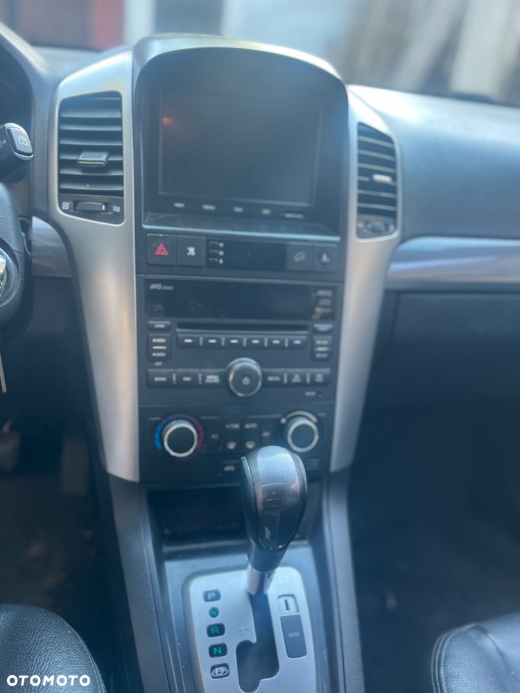 Chevrolet Captiva 2.0 4WD 7 Sitzer Automatik LT Exclusive - 3
