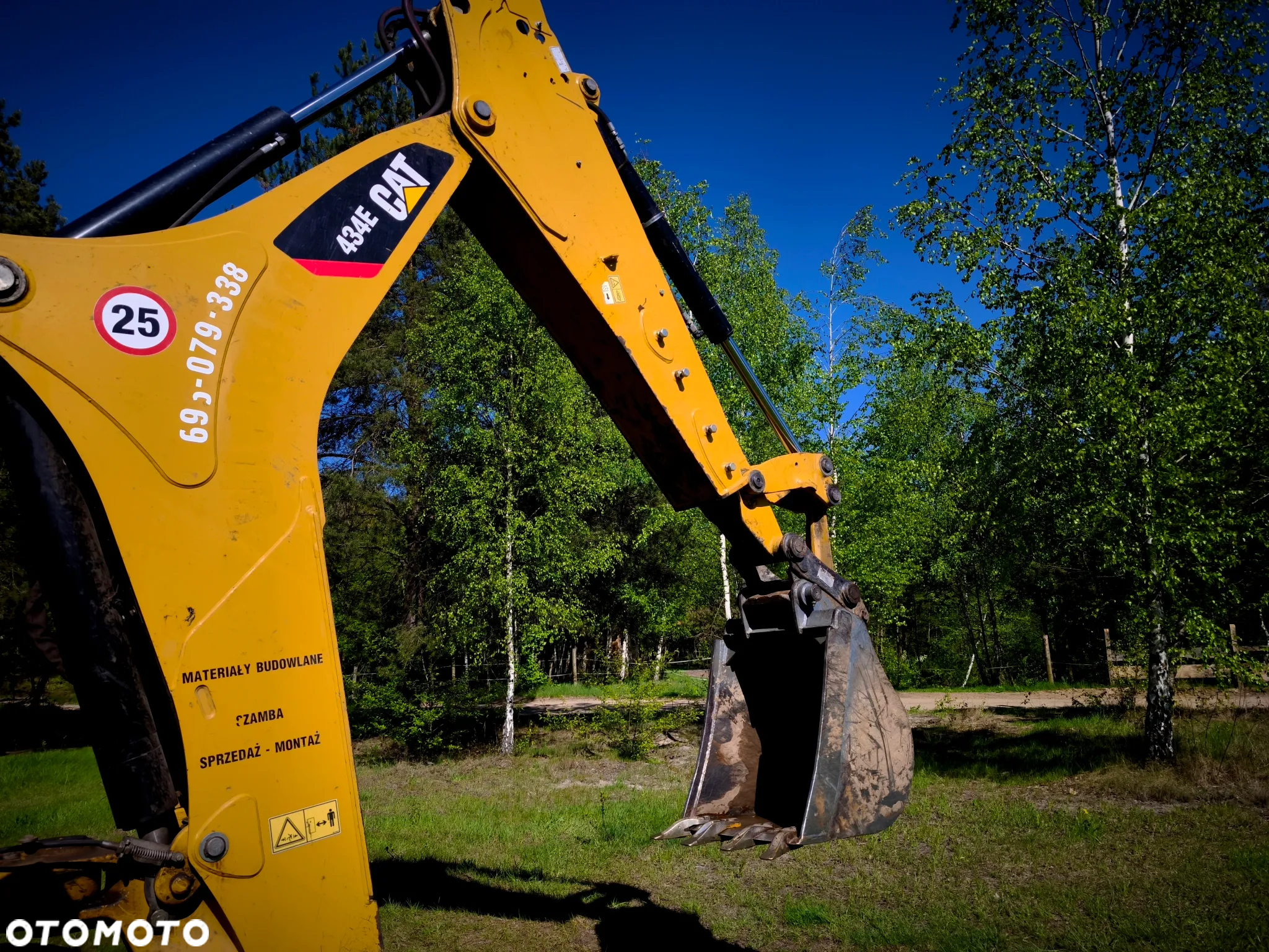 Caterpillar 434E - 12