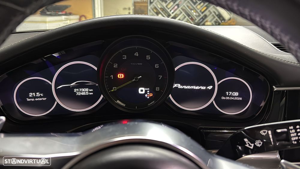 Porsche Panamera 4 E-Hybrid - 17