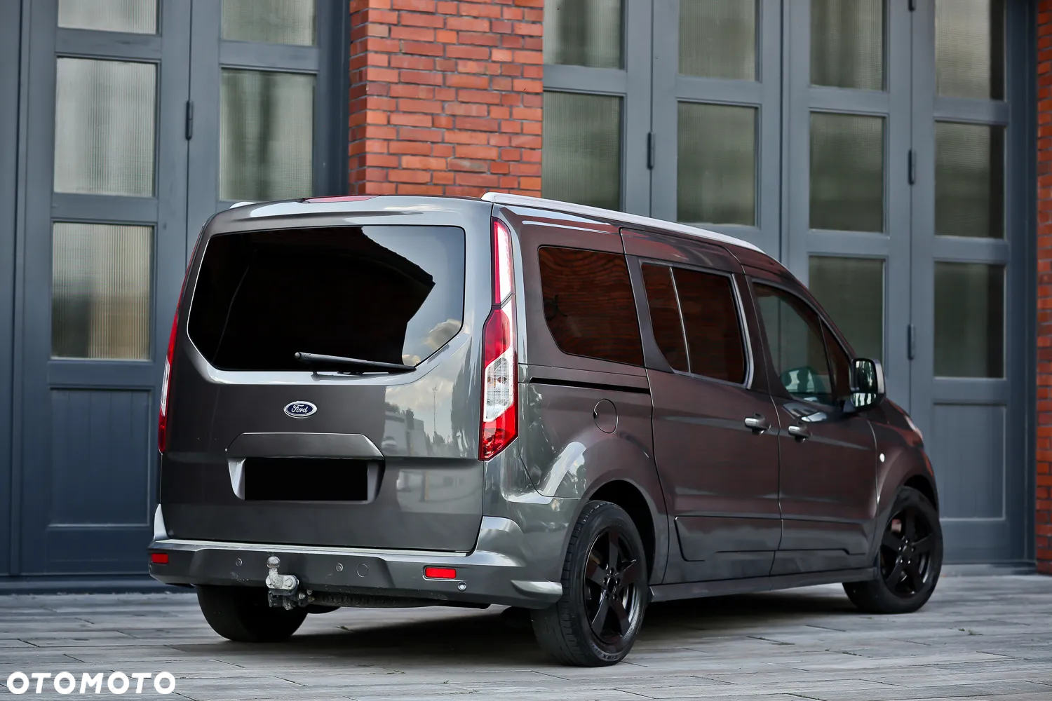 Ford Tourneo Connect Grand - 15