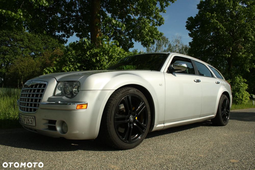 Chrysler 300C 5.7 V8 Hemi - 10