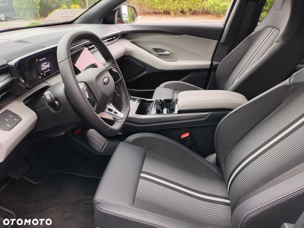 Ford Capri 77 kWh RWD - 11