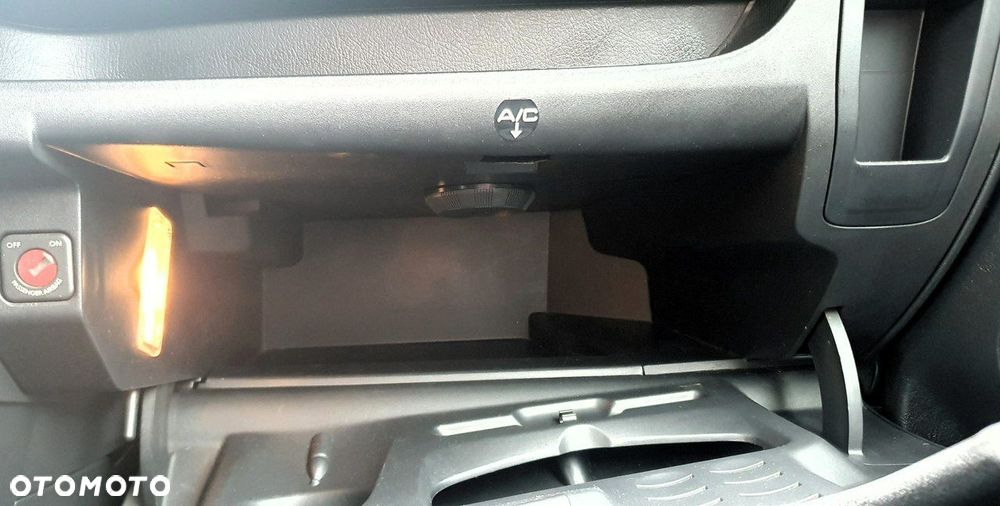 Peugeot 207 - 26