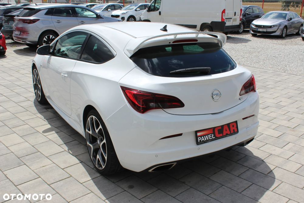 Opel Astra OPC - 6