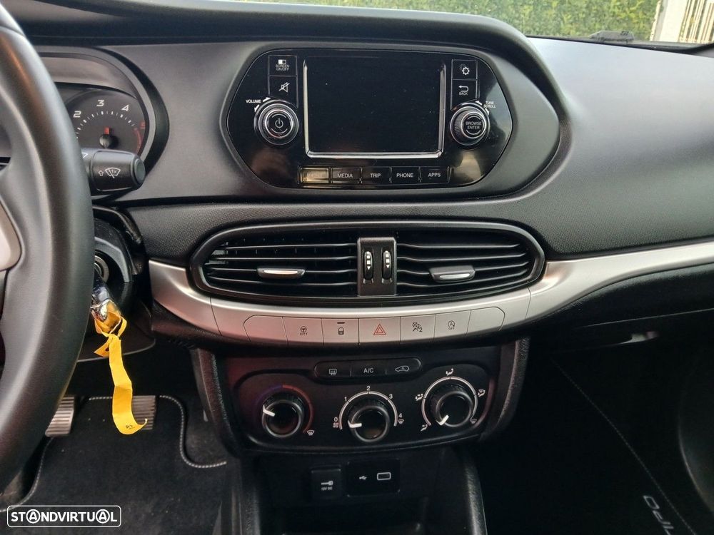 Fiat Tipo 1.3 M-Jet Street - 22