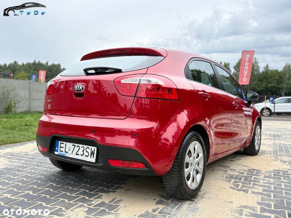 Kia Rio - 13