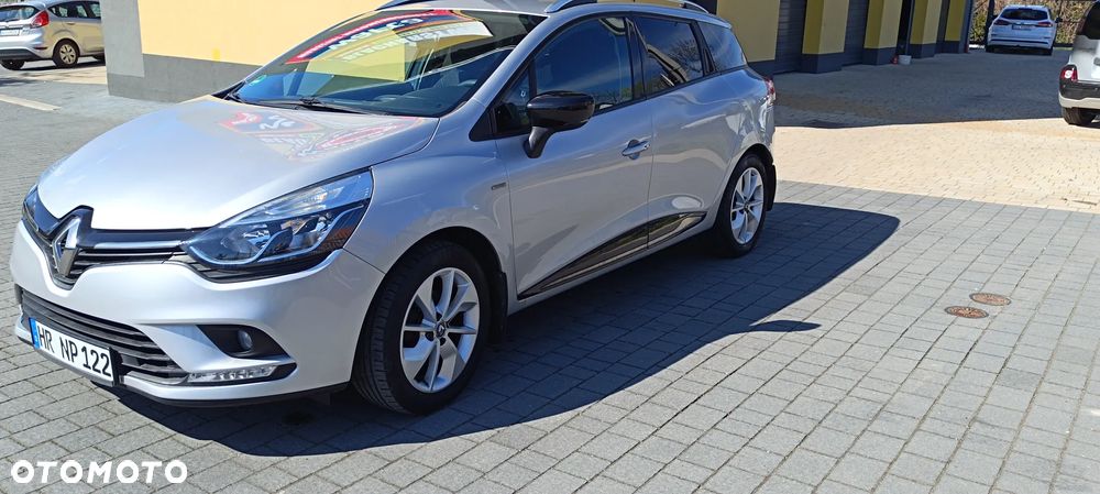 Renault Clio 1.2 16V 75 Dynamique - 9