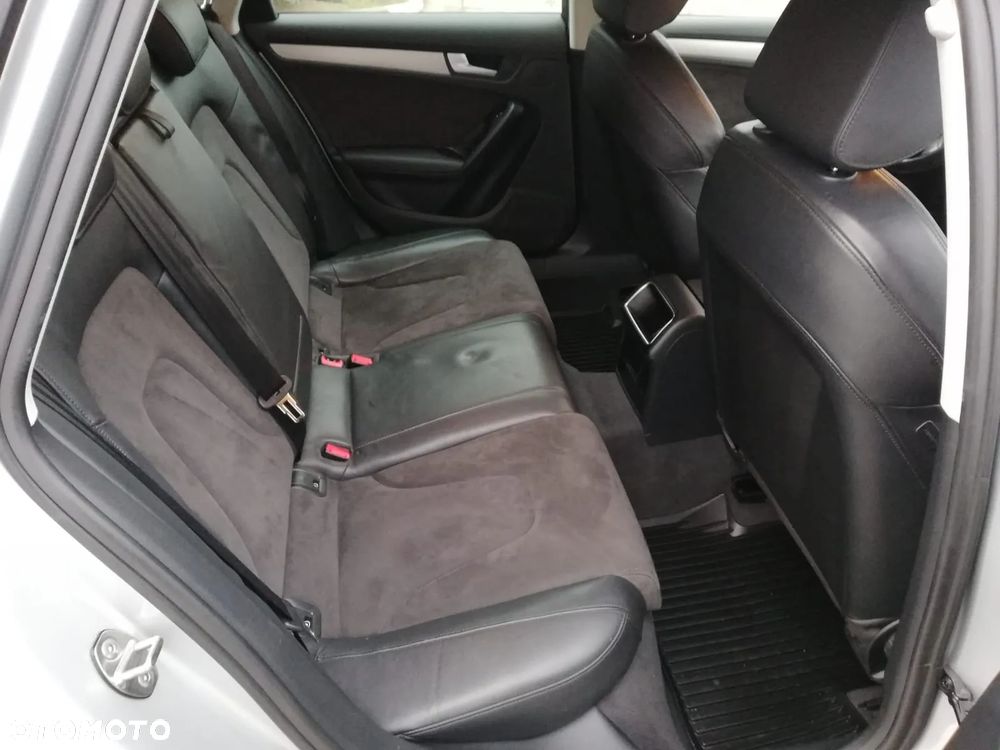 Audi A4 Avant 2.0 TDI DPF S line Sportpaket - 8