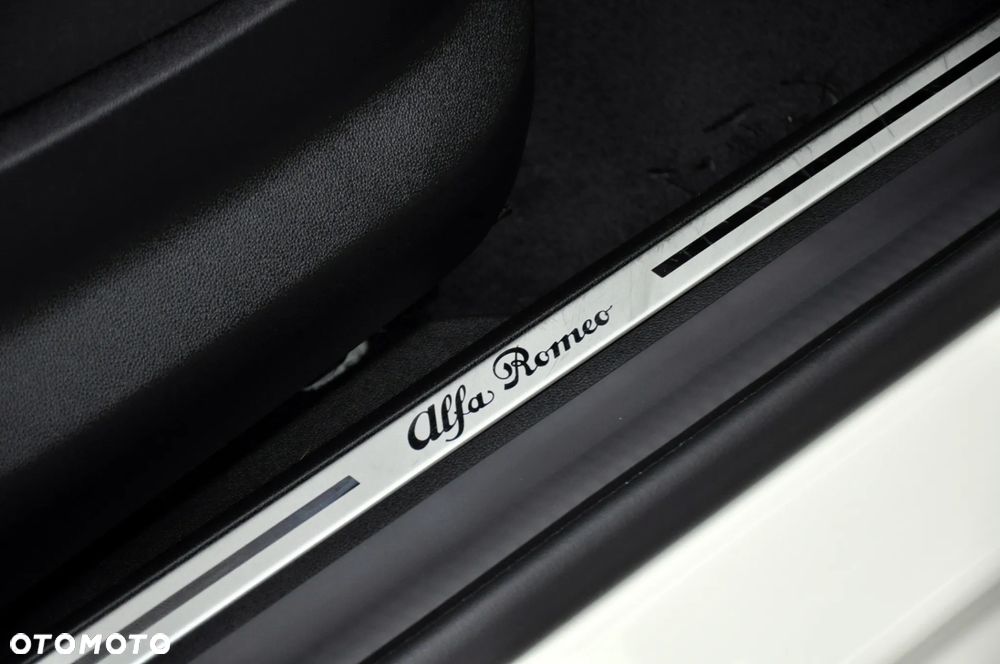 Alfa Romeo Mito - 20