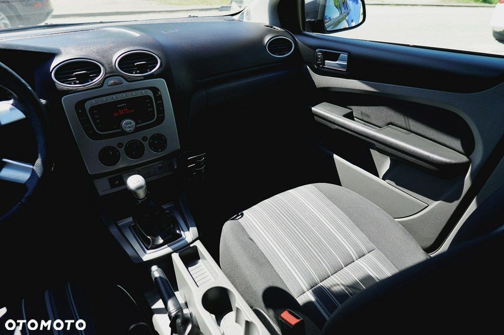 Ford Focus - 12