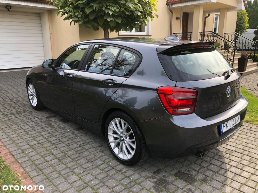 BMW Seria 1 118d Sport Line - 4