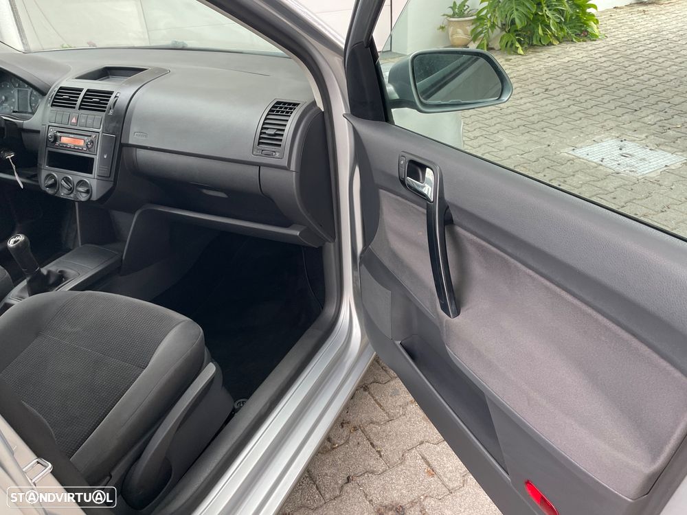 VW Polo 1.2 Confortline - 17