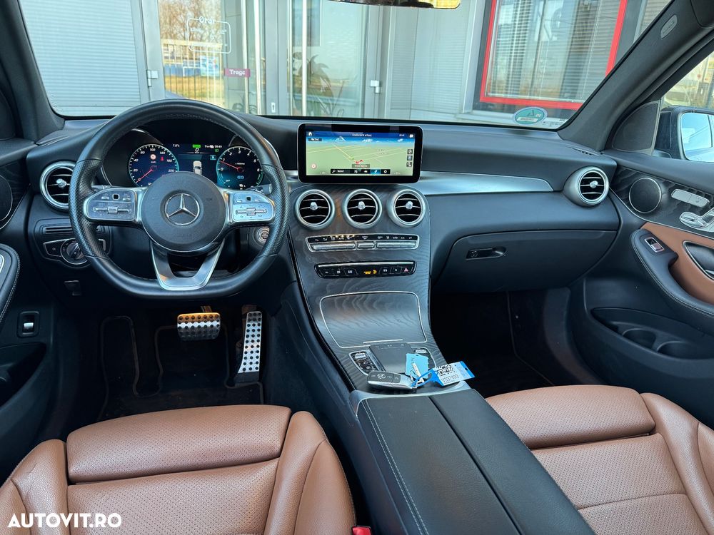 Mercedes-Benz GLC - 14