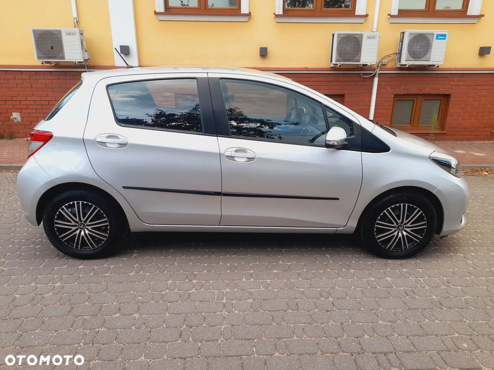 Toyota Yaris - 6