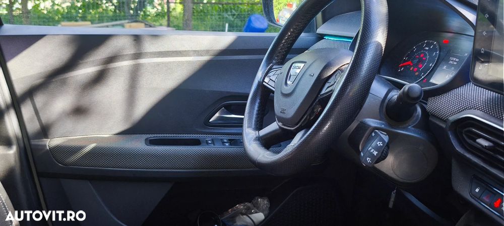 Dacia Logan TCe 90 CVT Comfort - 7