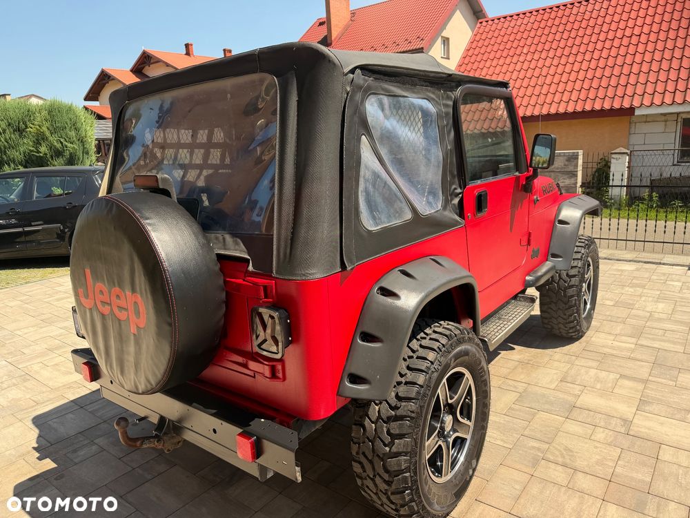 Jeep Wrangler 2.5 Sport - 32