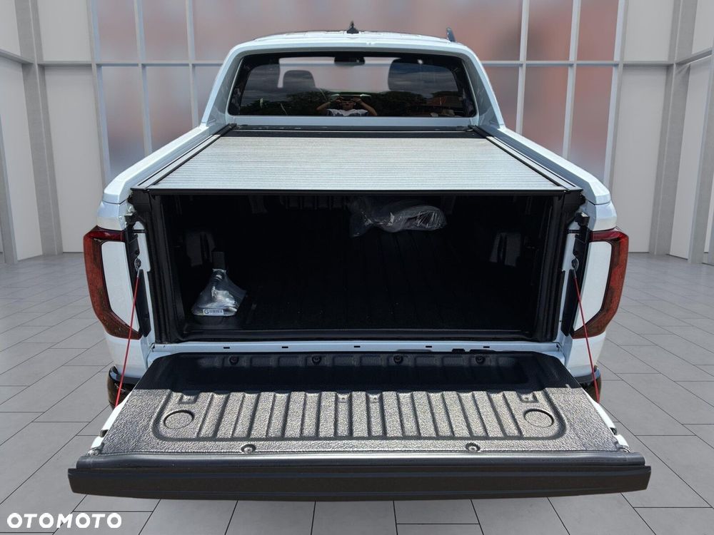 Volkswagen Amarok - 10