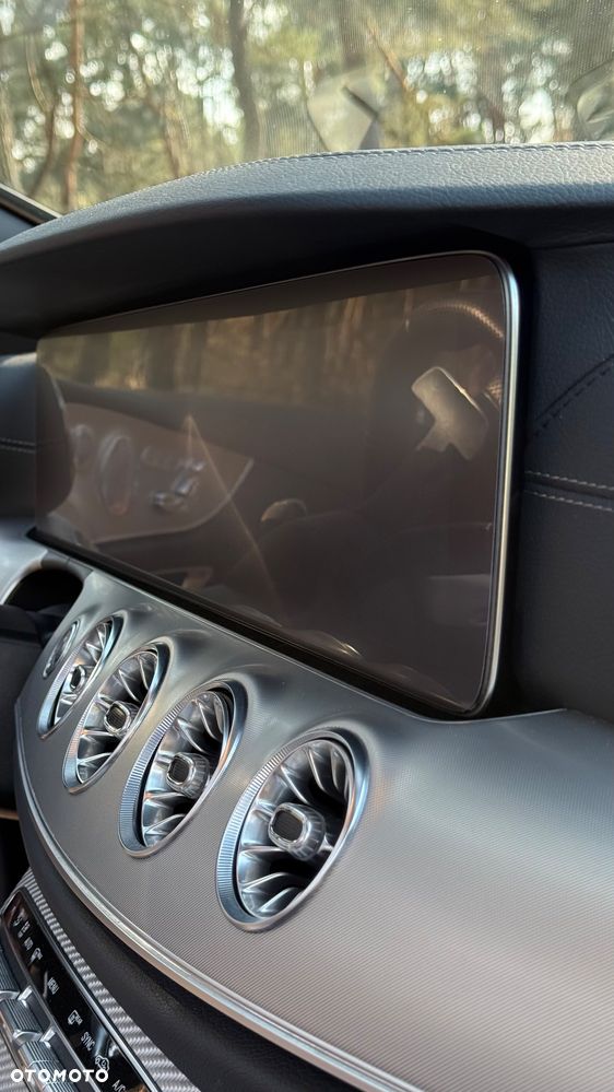 Mercedes-Benz Klasa E AMG 53 Kabriolet 4-Matic+ 9G-TRONIC - 13