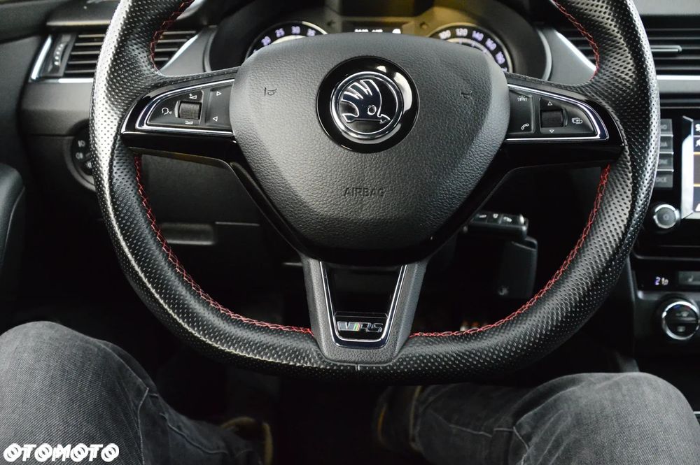 Skoda Octavia 2.0 TDI (Green tec) RS - 23